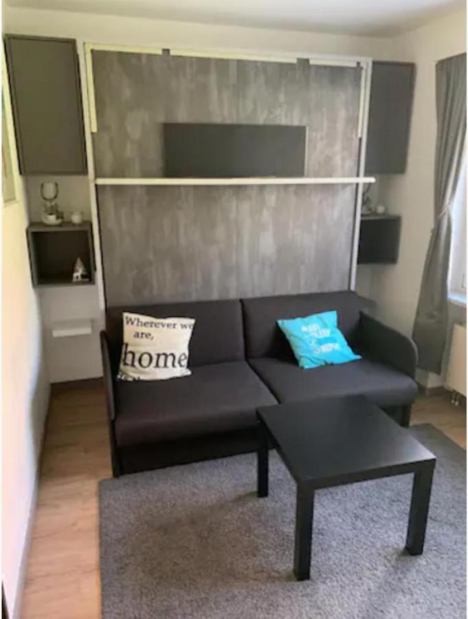 Lovely 1-Bedroom Vacation Studio Apartment With Pool And Sauna Laax Exteriör bild