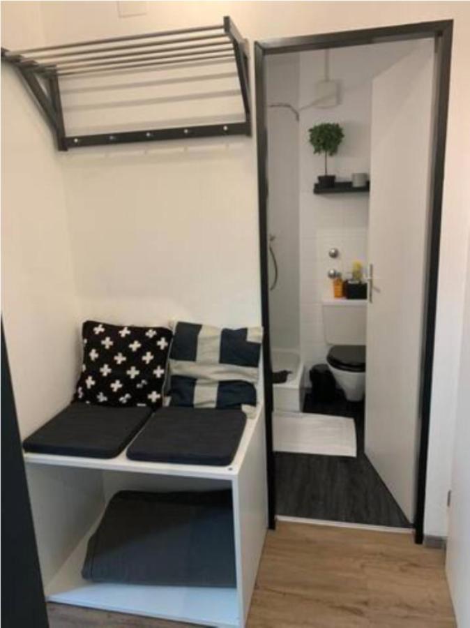 Lovely 1-Bedroom Vacation Studio Apartment With Pool And Sauna Laax Exteriör bild